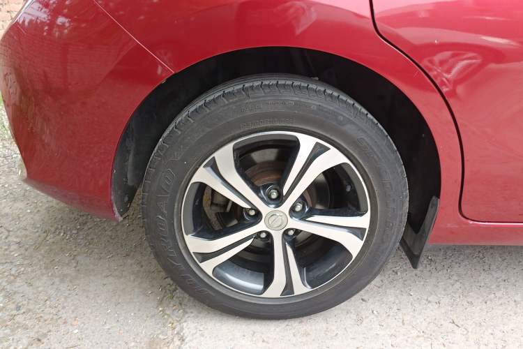 Used Nissan Tiida 2019 1.6L CVT Smart Drive Version China VI Standard
