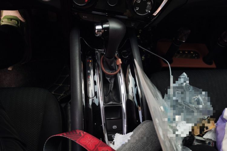 Used Honda Vezel 2018 1.5L CVT 2WD Technology Elite Model Gear Lever