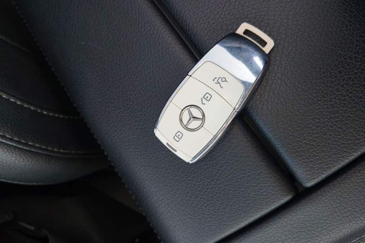 Used Mercedes-Benz GLE New Energy 2021 GLE 350 e 4MATIC Coupe SUV Interior 1