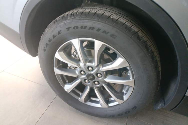 Used Ford Edge 2025 Escape L 2.0T EcoBoost Two-Wheel Drive 7-Seater Luxury Model