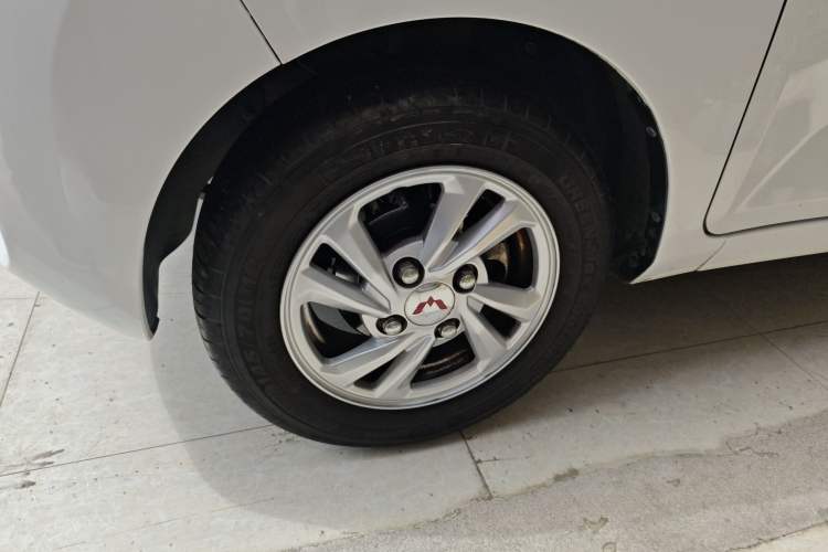 Used Wuling Hongguang MINIEV 2020 Enjoyment Model Lithium Iron Phosphate Left Front Wheel Hub