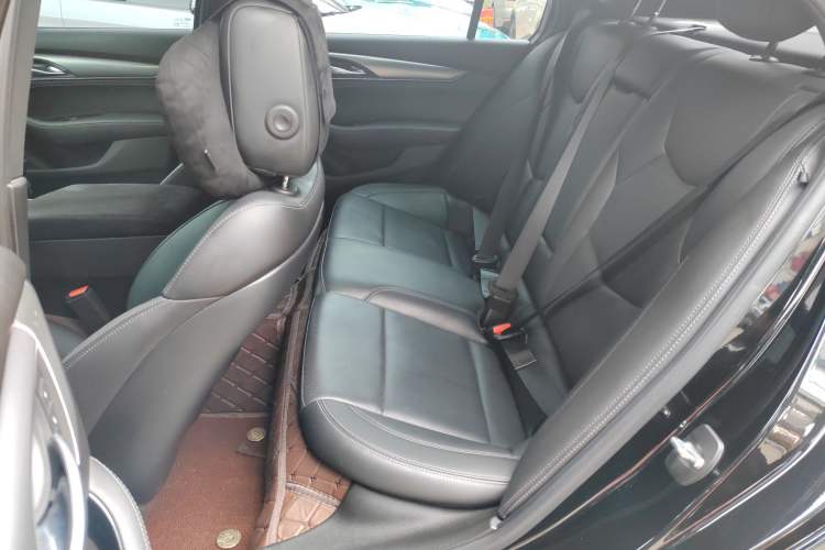 Used Cadillac CT5 2023 28T Luxury Edition (Standard Version) Left Rear Seat