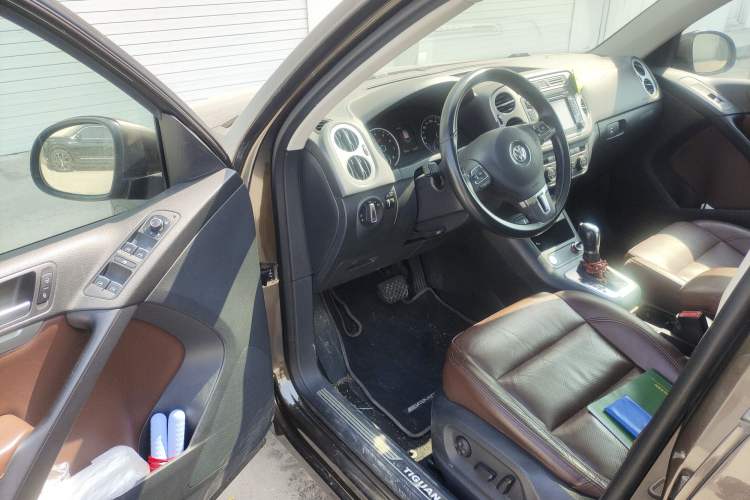 Used Volkswagen Tiguan L 2015 1.8TSI Automatic Two-Wheel Drive Luxury Model