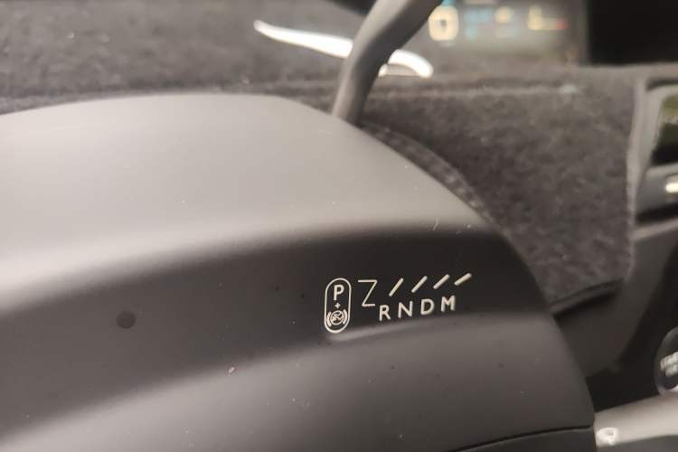 Used Citroen C4 Picasso 2015 1.6T Fashion Model 5 Seats Gear Lever