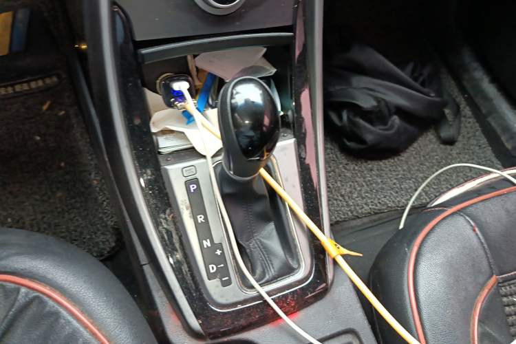 Used Hyundai Elantra (5th Generation / Langdong) 2015 1.6L Automatic Leading Model Gear Lever