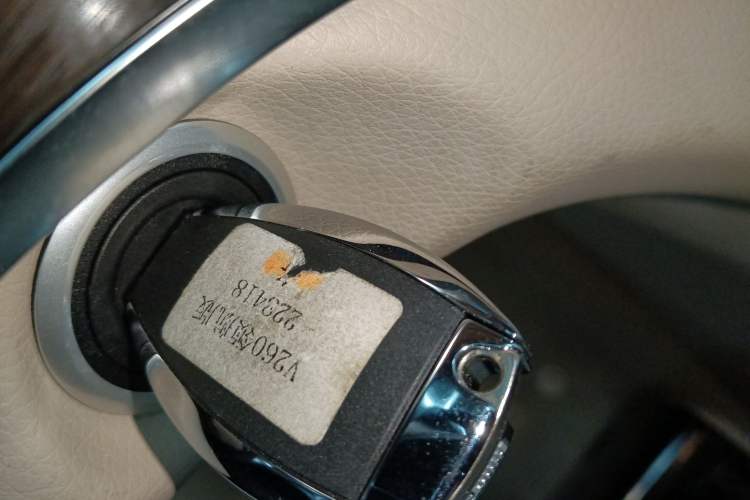 Used Mercedes-Benz V-Class 2022 V 260 Avantgarde Edition