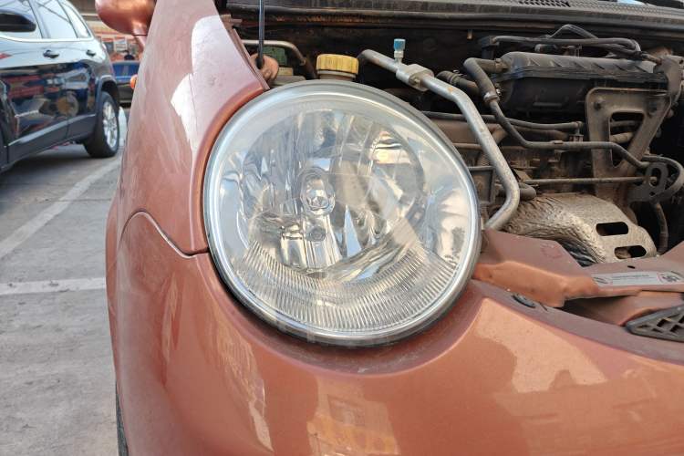 Used Chery QQ3 2012 Stylish Edition 1.0L Manual Start-Up Model
