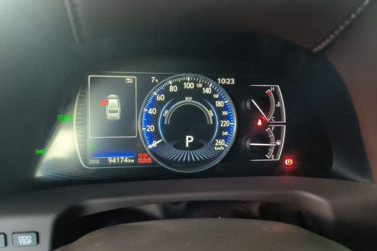 Used Lexus ES 2020 300h Premier Edition
