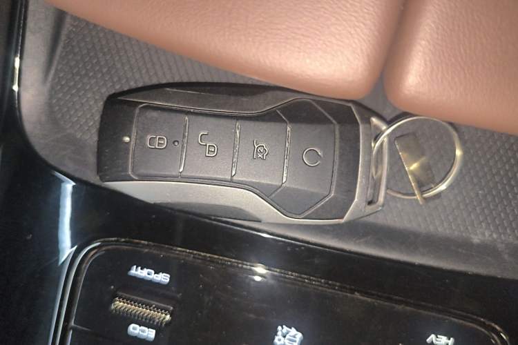 Used BYD Han 2022 DM-i 121KM Prestige Model Vehicle Key