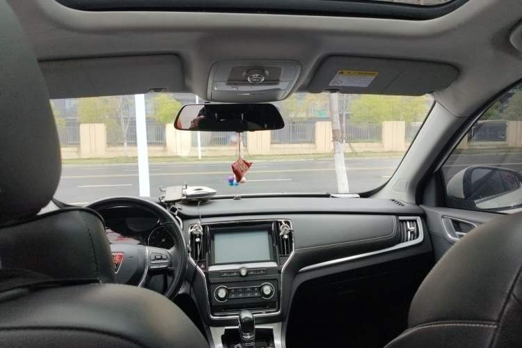 Used Roewe RX5 2016 20T Two-Wheel Drive Automatic Flagship Edition
