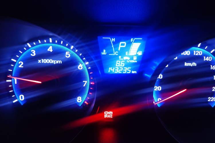 Used Hyundai ix35 2012 2.0L Automatic Two-Wheel Drive New Edition GL Odometer Close Up