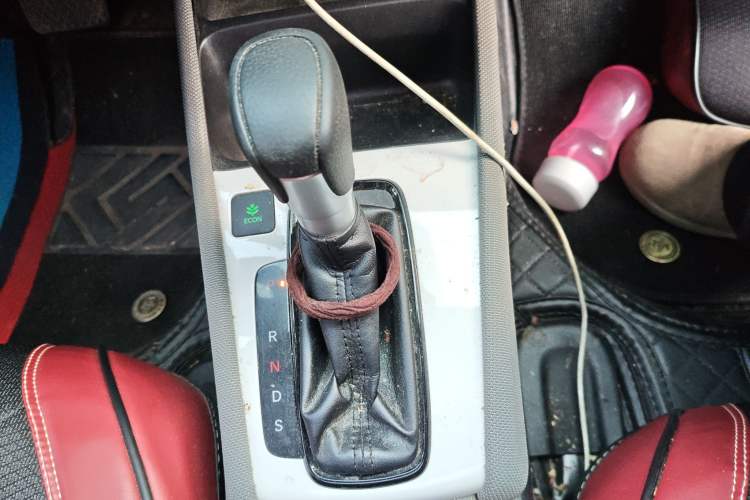 Used Honda LIFE 2021 1.5L CVT CRO-S Fun Edition Gear Lever