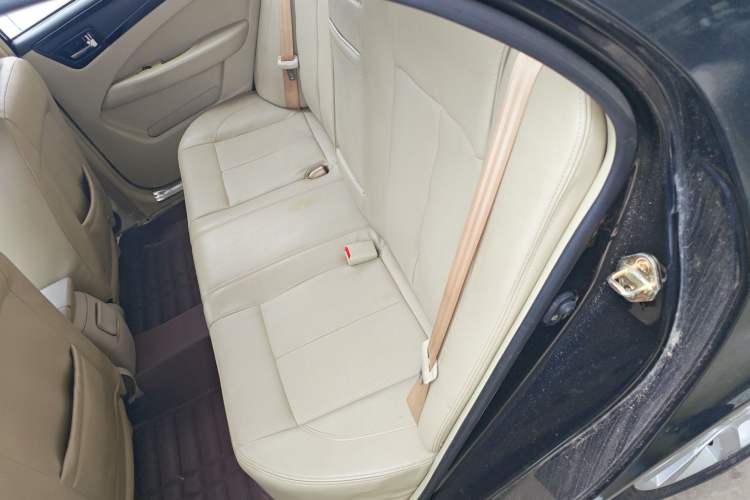 Used Geely Auto GC7 2013 1.5L Manual Luxury Model