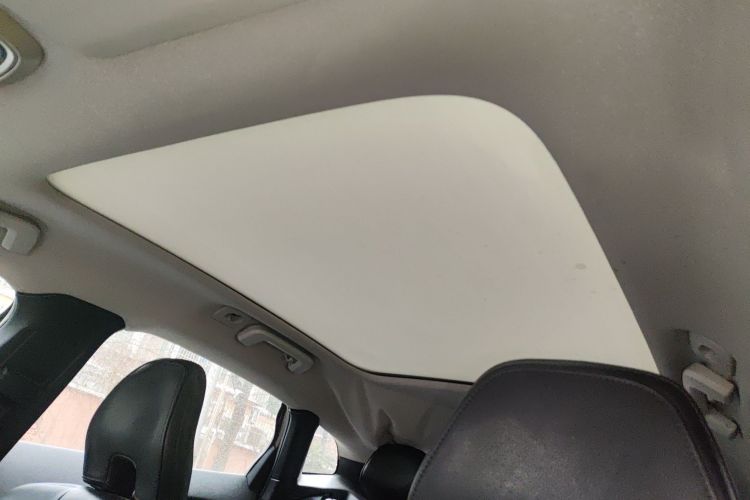 Used Volvo V40 2016 T3 Zhiyi Edition
