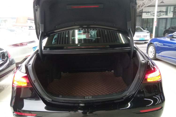 Used Mercedes-Benz E-Class 2023 Updated E 300 L Fashion Edition