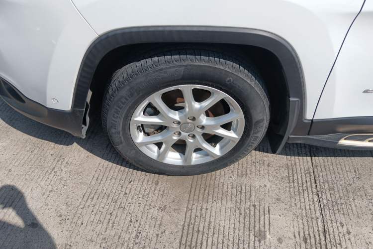 Used Jeep Cherokee 2016 2.0L Superior Edition