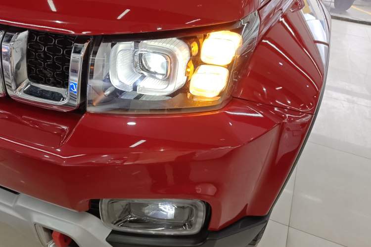 Used BAIC Off-Road BJ40 2019 PLUS 2.3T Automatic Four-Wheel Drive Premium Edition China VI
