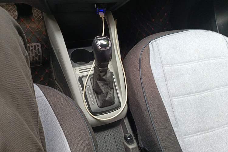 Used Skoda Fabia 2017 1.4L Automatic Car Enjoy Edition
