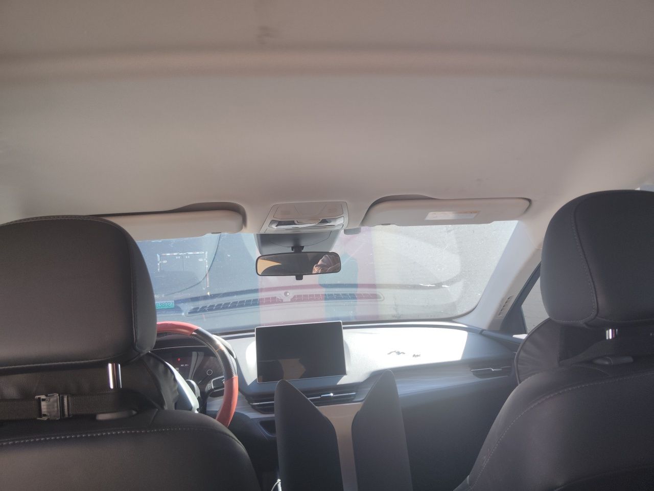 Hongqi E-QM5 2024 610 km PLUS — снимка 18