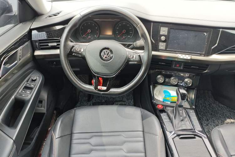 Used Volkswagen Passat 2019 280TSI Elite Edition China V Standard
