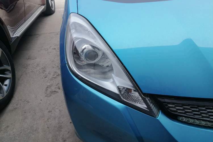 Used Honda Fit 2011 1.3L manual Comfort version
