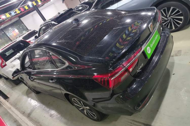 Used Roewe i6 2018 20T Automatic Internet ZhiZun Edition
