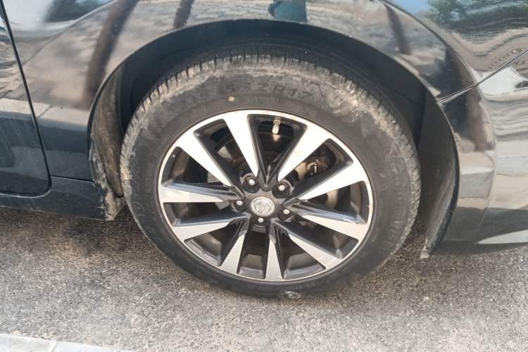 Used Nissan Teana 2016 2.0L XL-Upper Smart Edition Right Front Wheel Hub