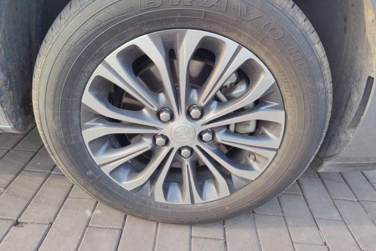 Used Buick GL8 2023 Land Executive Class 652T Luxury Model