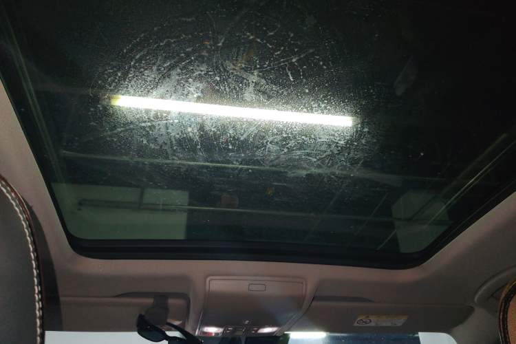 Used Volkswagen Tiguan L 2022 330TSI Automatic Two-Wheel Drive Smart Edition Headliner