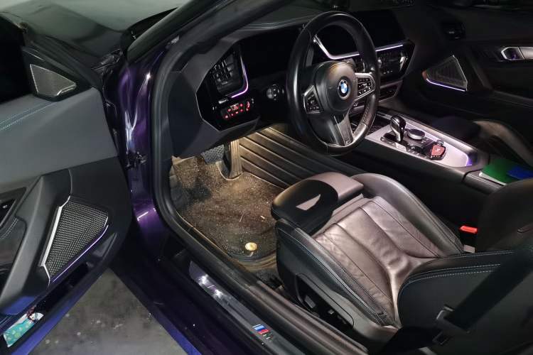 Used BMW Z4 2023 sDrive 25i M Sport Night Edition package
