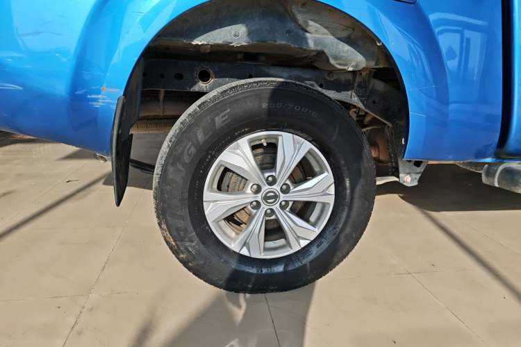 Used Dongfeng Ruichi 6 2021 2.3T Automatic 4x4 Diesel Luxury Long-Box M9T