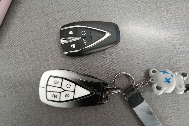 Used CHANGAN UNI-V 2024 1.5T Prestige Sport Edition Vehicle Key