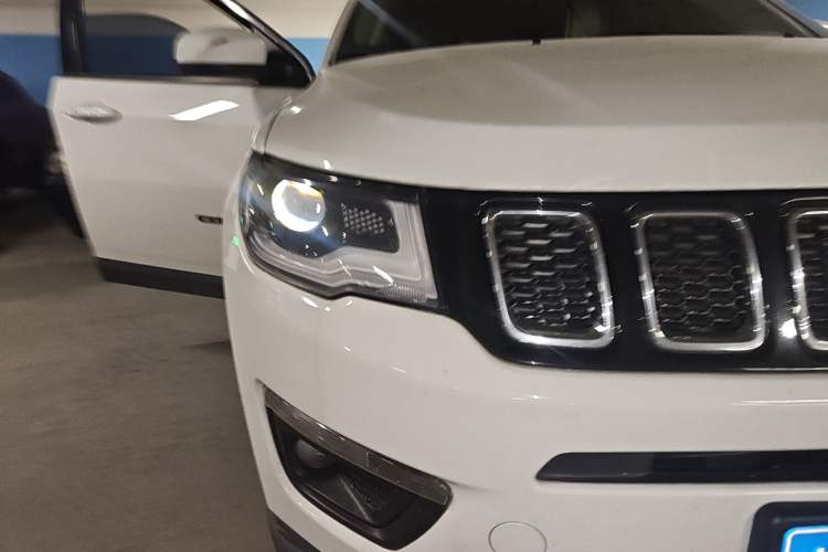 Used Jeep Compass 2017 200T Automatic Family Edition