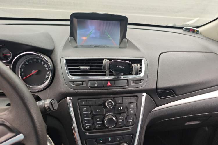 Used Buick Encore 2015 1.4T Automatic Two-Wheel Drive Urban Elite Version