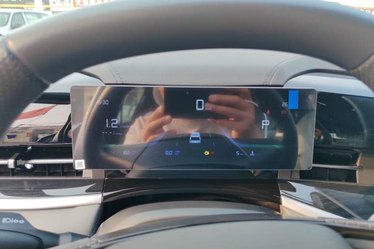 Used Geely Auto Emgrand X7 Sport 2026 Model 1.5TD Aspirational Instrument Cluster