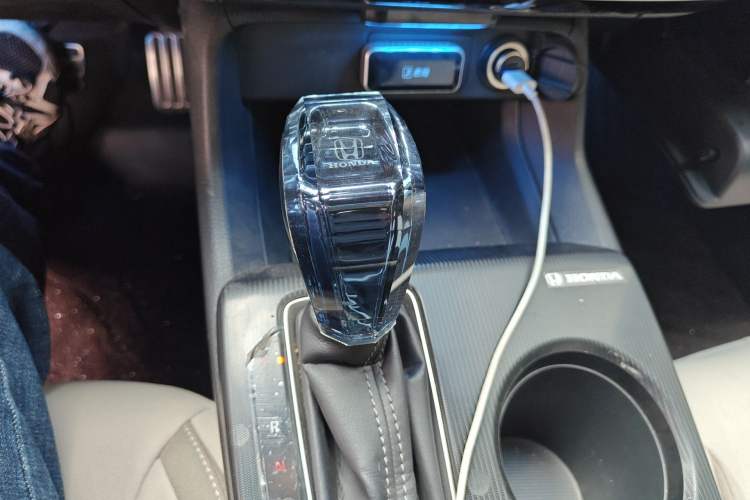 Used Honda Civic 2022 240TURBO CVT Dynamic Edition Gear Lever