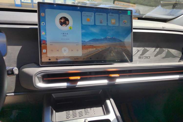 Used BAIC Off-Road BJ30 2026 Model Traveler 1.5T DCT Two-Wheel Drive Advanced Version
