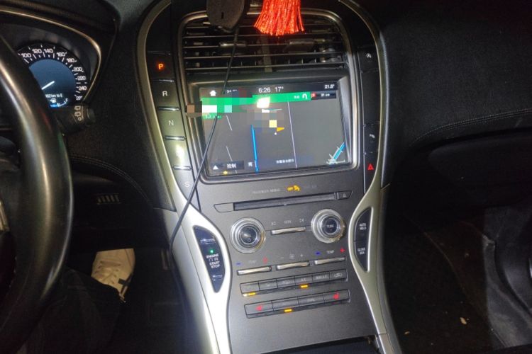 Used Lincoln MKX 2017 2.0T Two-Wheel Drive Deluxe Edition
