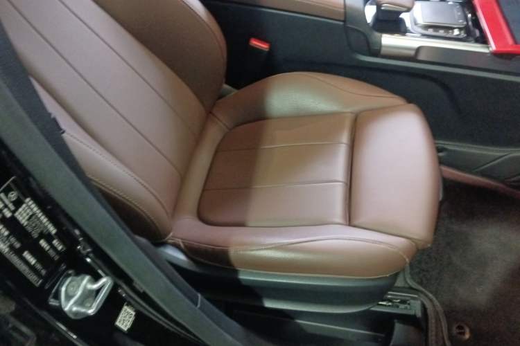 Used Mercedes-Benz GLB 2023 GLB 220 Fashion Model Right Front Seat