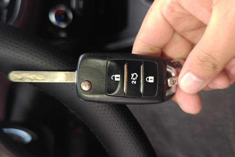 Used Changan Lingxuan 2017 1.6L Manual Happiness Edition
