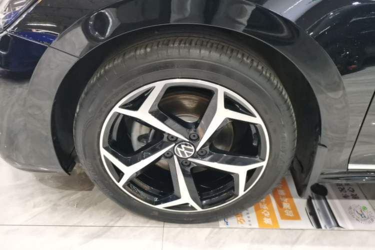 Used Volkswagen Passat 2024 330TSI Starry Elite Edition
