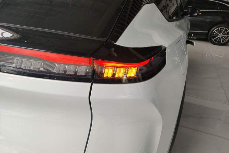 Used Dongfeng Aeolus L7 New Energy 2025 518 Zongxiang Trim