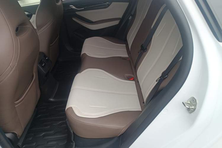 Used BYD Qin PLUS 2023 Champion Edition DM-i 55KM Leading Model
