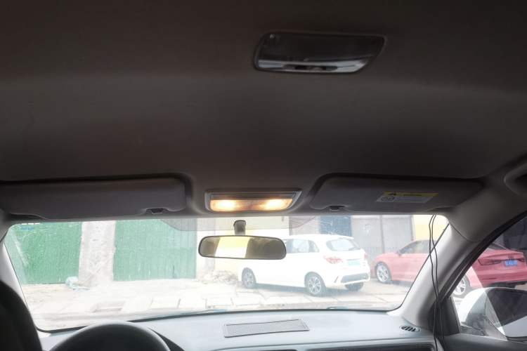 Used Honda Vezel 2017 1.5L CVT 2WD Comfort Model