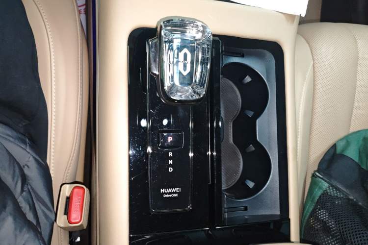 Used Hima AITO M7 2024 1.5T Four-Wheel Drive Plus Version 5 Seats
