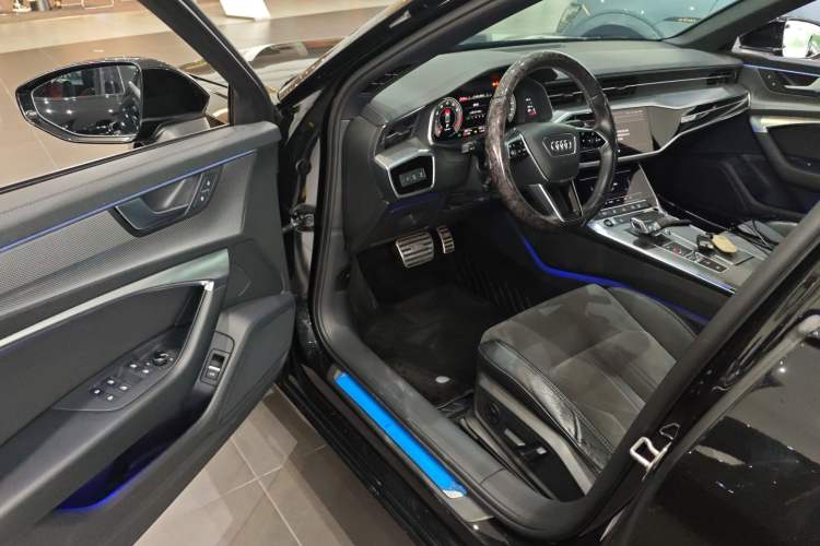 Used Audi A6L 2022 40 TFSI Luxury Dynamic Model Driver Seat