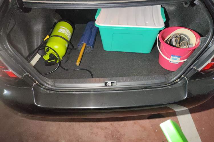 Used Toyota Corolla EX 2013 1.6L Manual Luxury Edition
