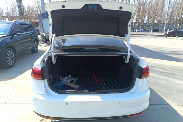 Used Volkswagen Bora 2020 1.5L Automatic Comfort Model
