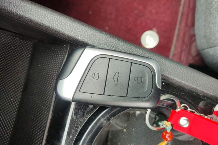 Used Chery QQ Little Ant 2024 Youth Edition 251km True Love Edition 23.99 kWh
