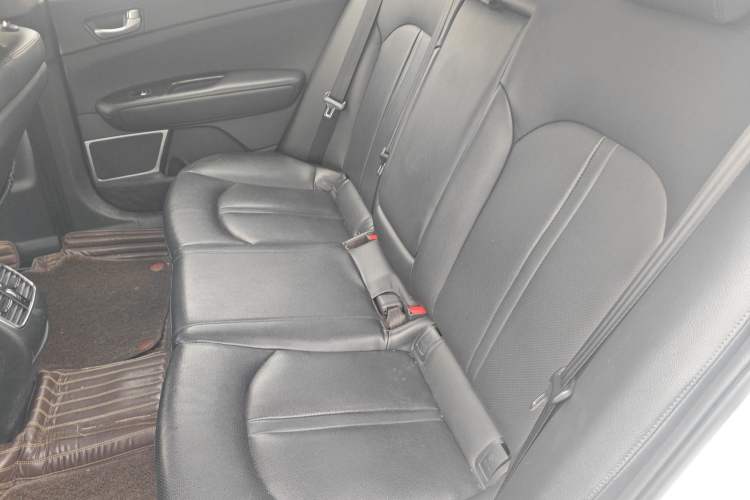 Used Kia K5 2016 2.0L Automatic LUX